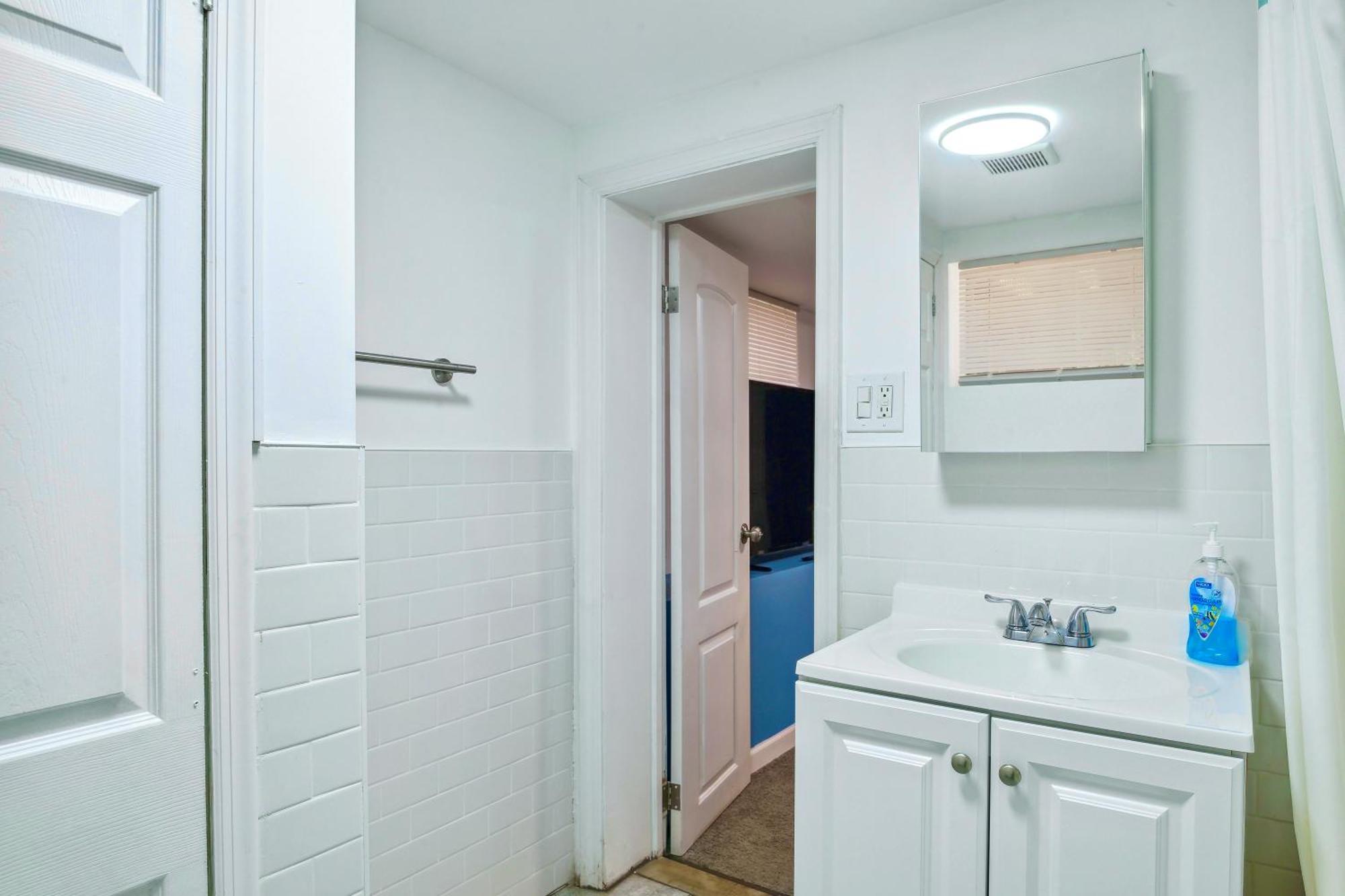 2 Bedroom Cozy Gem Manhattan Beach ニューヨーク エクステリア 写真